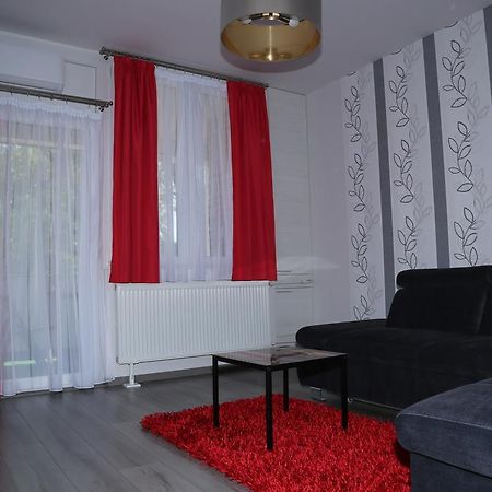 Szofi Apartman Hajdúszoboszló Exterior foto