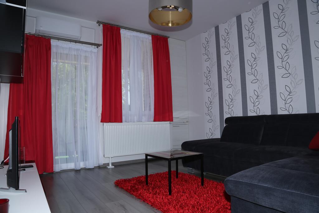 Szofi Apartman Hajdúszoboszló Exterior foto